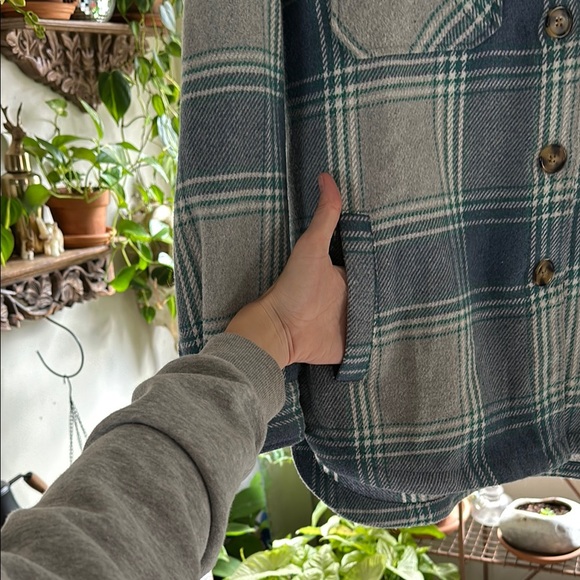 Plaid Women's Jacket in Blue and Gray - Picture 4 of 4